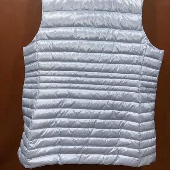 Lands' End Women's Silver Puffer Vest - Picture 10 of 10